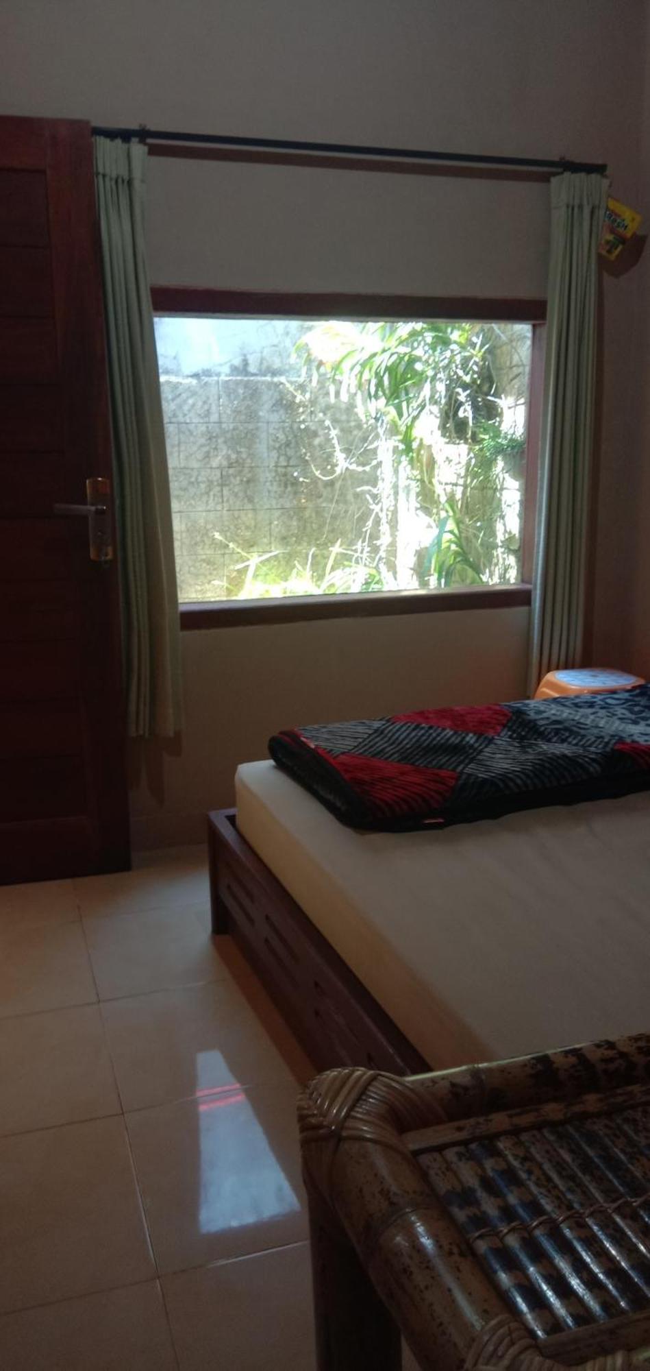 Radiya Guesthouse 塞姆博伦拉旺 客房 照片