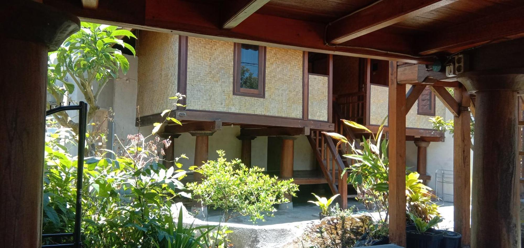 Radiya Guesthouse 塞姆博伦拉旺 客房 照片
