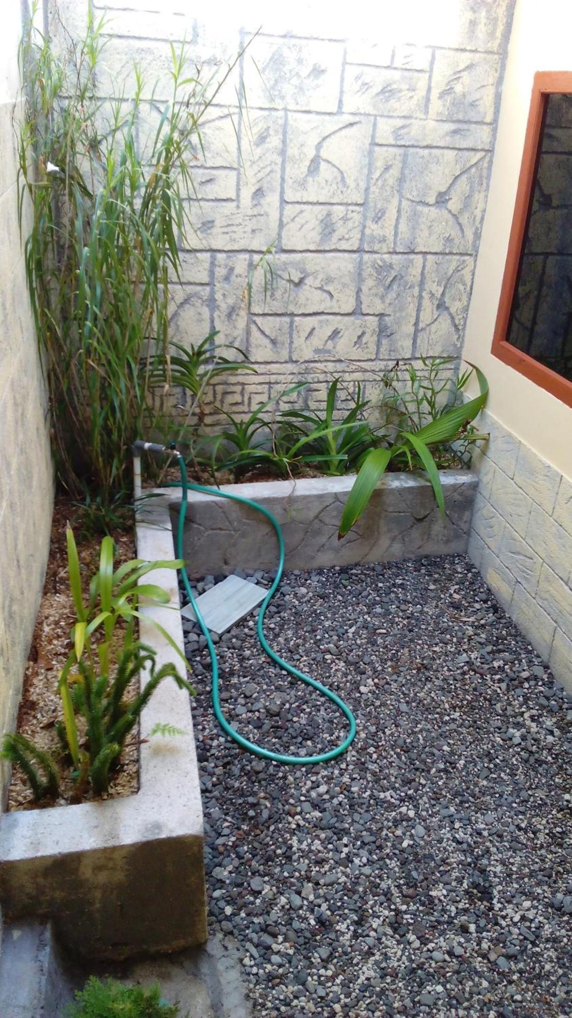 Radiya Guesthouse 塞姆博伦拉旺 客房 照片
